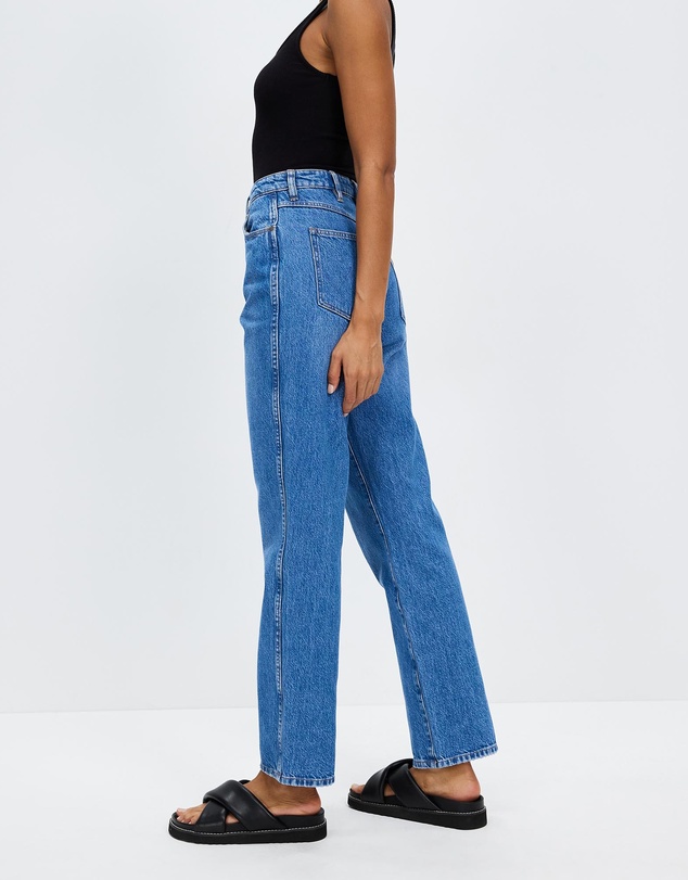 Wrangler - Claudia Hi Straight Jeans