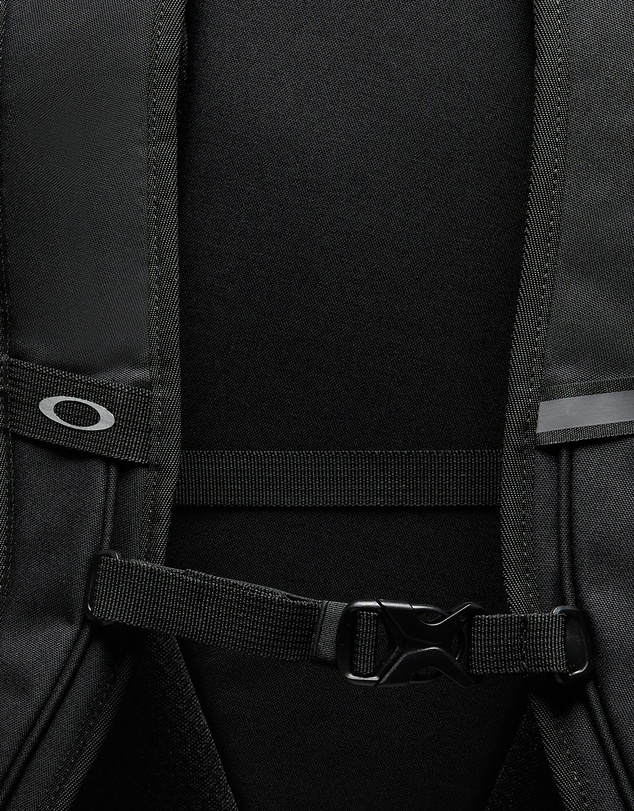 Oakley - Enduro 30L Backpack
