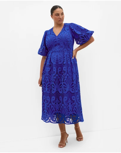 City Chic - Dani Embroidered Midi Dress