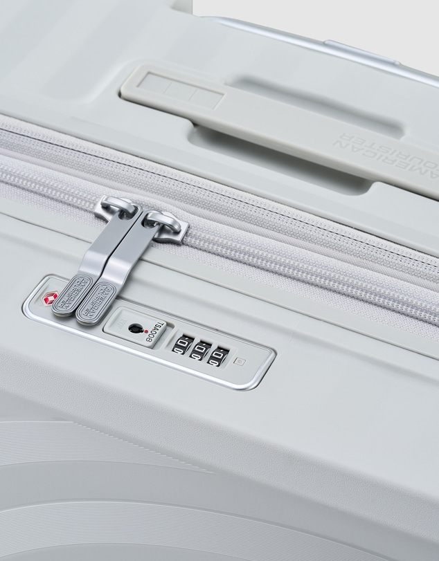 American Tourister - Curio Nxt Check-In Medium 67cm Suitcase Expandable