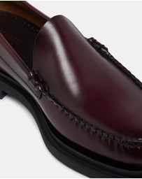 G. H. BASS - Weejun Step Venetian Shoes - Men's