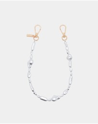 LOUVE COLLECTION - Clear Phone Case + Moon Pearl Chain