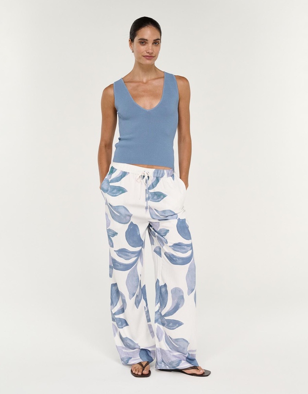 Staple the Label - Elva V Neck Knit Top