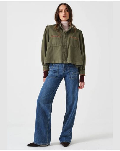 KHAKI