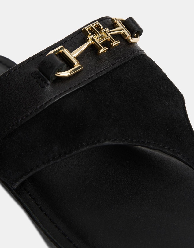 Tommy Hilfiger - Mixed Leather Thongs - Women's
