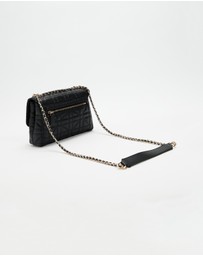 GUESS - Edita Convertible Crossbody Flap Charms