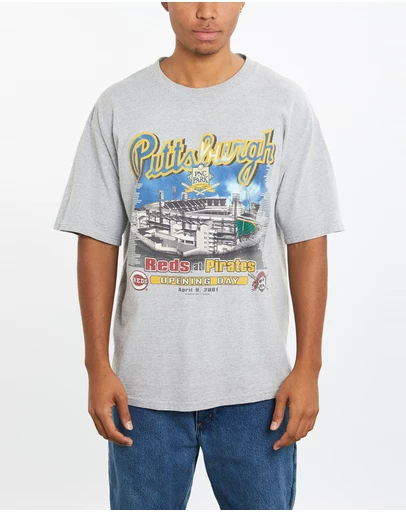 Vintage by The Real Deal - Pre Loved - Vintage MLB Reds vs Pirates Tee