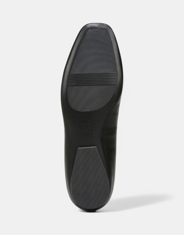 Naturalizer - Chelsea Ballet Flat - Black Leather