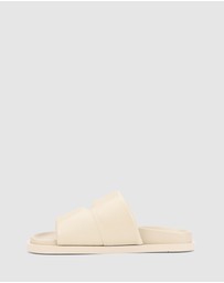 Siren - Lacey Footbed Sandals