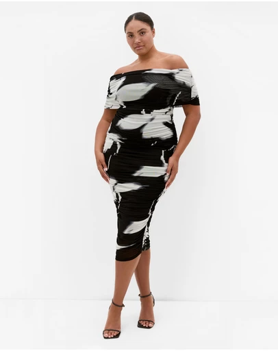 City Chic - Plus Size Dana Blur Print Mesh Top - black