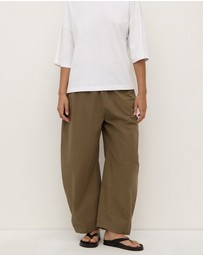 Assembly Label - Lola Barrel Pants