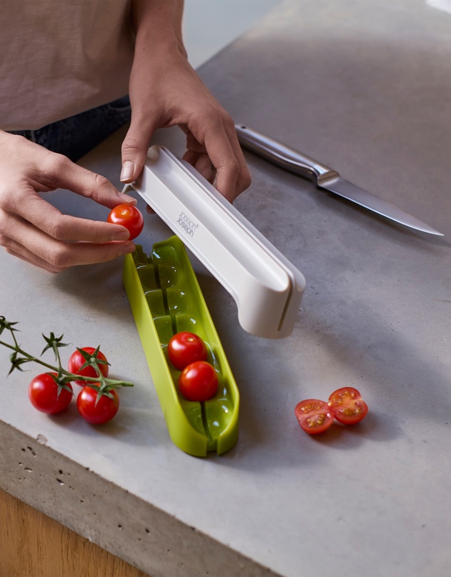 Joseph Joseph - Halve-It™ Time-saving Slicing Tool