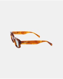 Soda Shades - Rozalia Russia x Soda Shades - Shade 003 Honey Tortoise