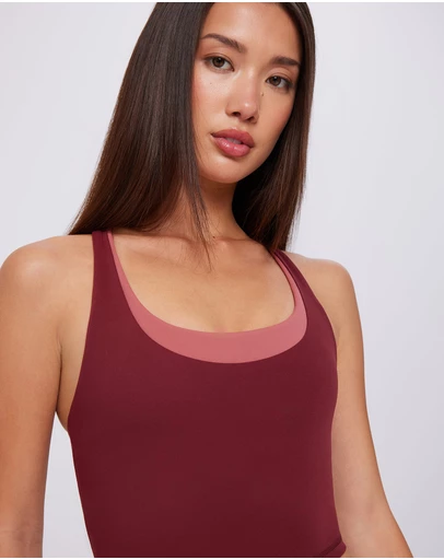 Upstate - Air Sculpt Double Layer Tank - Warm Cherry