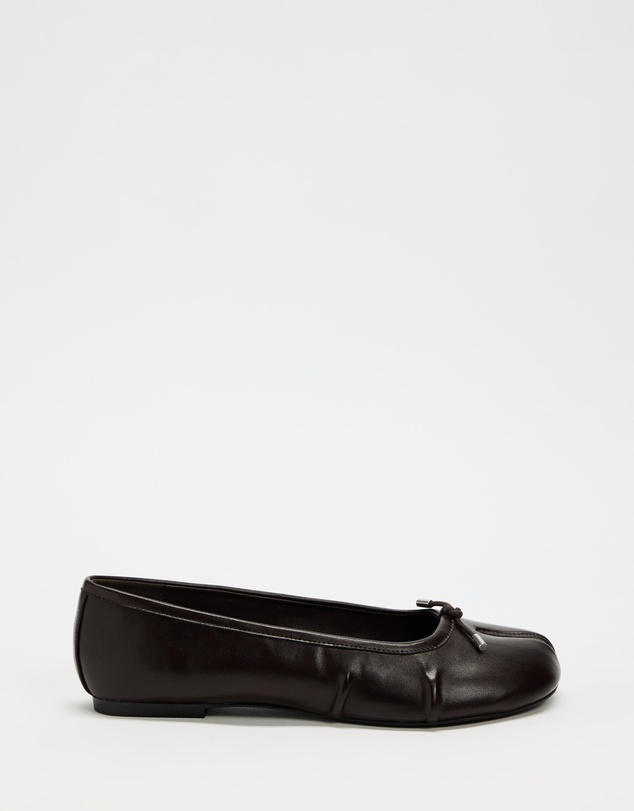 Dazie - Lulu Split Toe Ballet Flats