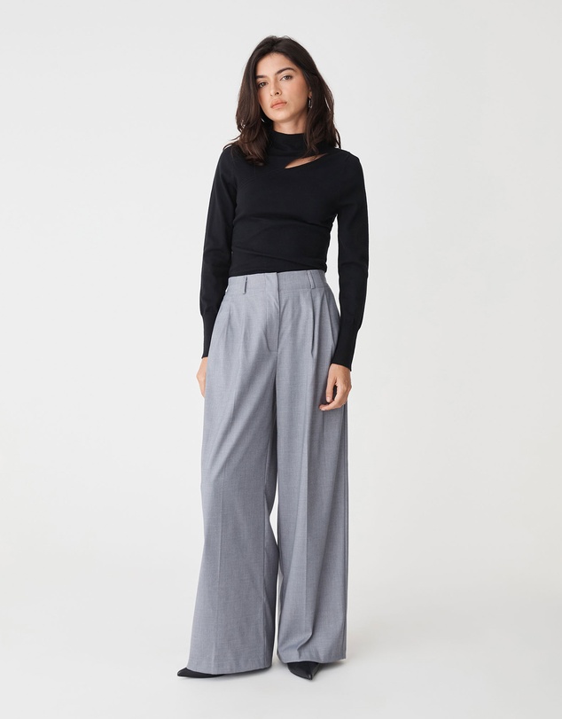 Forcast - Alice Cut Out Knit