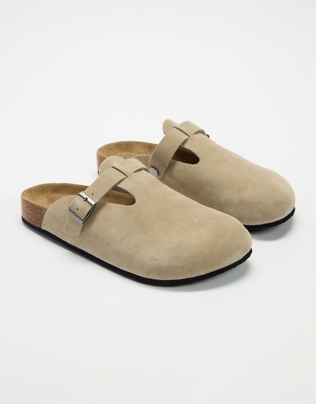AERE - Suede Footbed Clogs - Men's