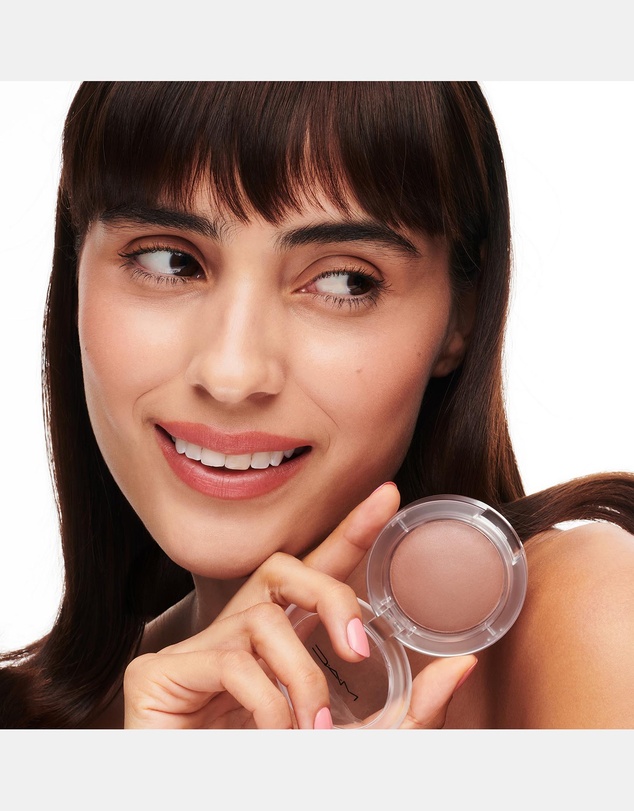 MAC - Glow Play Blush