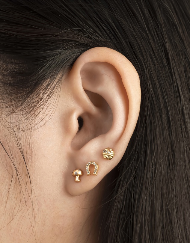 Wanderlust + Co - Lucky Flat Back Earring