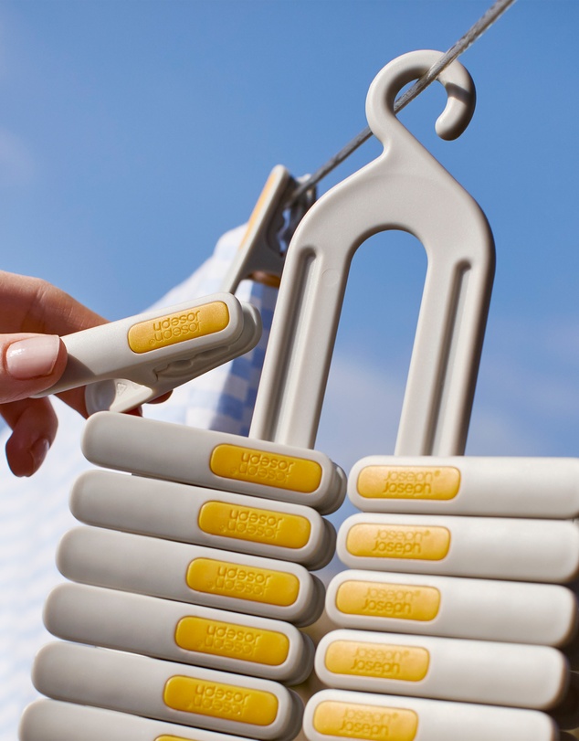 Joseph Joseph - PegStore™ 30-piece Clothes Peg Set with Storage Stand