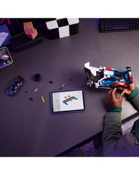 LEGO - BMW M4 GT3 EVO Race Car