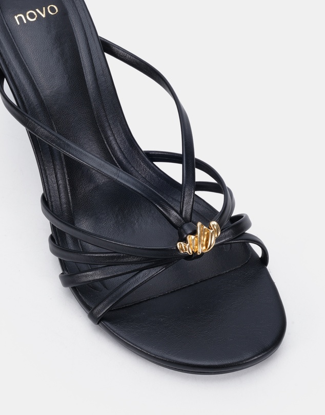 Novo - Valuable Heels