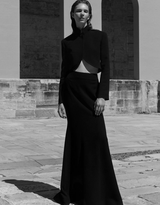 Carla Zampatti - Black Crepe Crop Jacket