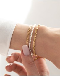 HOUSE OF SLANI - Dainty Freshwater pearl bracelet