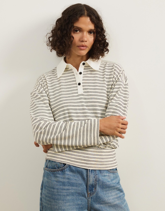 Atmos&Here - Averin Long Sleeve Fitted Waist Top