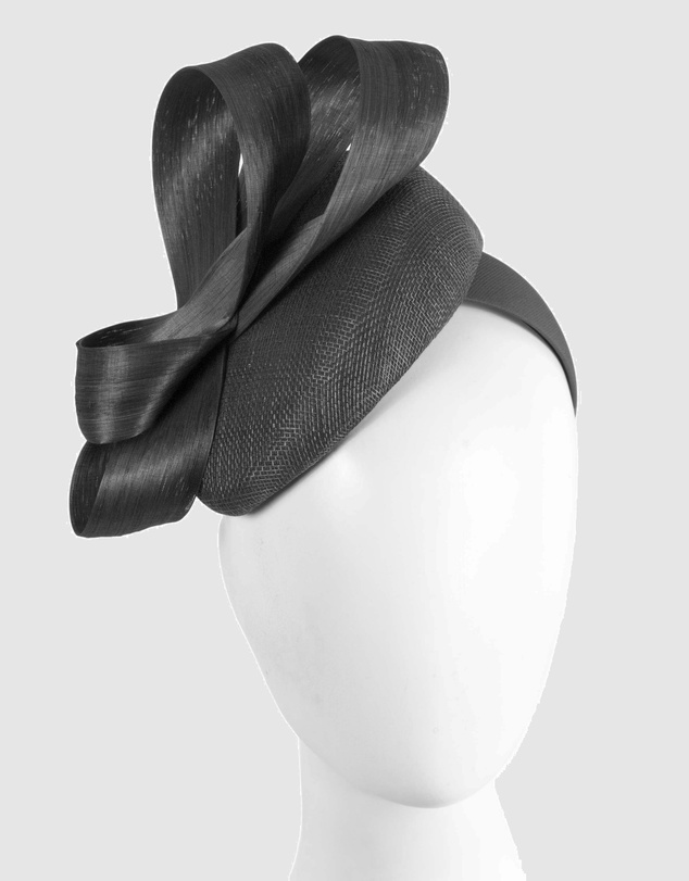 Max Alexander - Black Pillbox Racing Fascinator