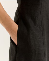 Review - Jelena Dress