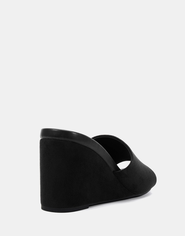 Novo - Banter Wedges