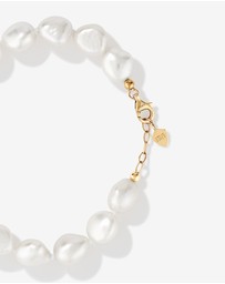 Michael Hill - Baroque Pearl Bracelet in 10kt Yellow Gold