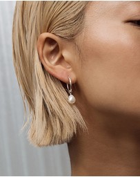 SAINT VALENTINE - Mini Keshi Pearl Hoops - Silver