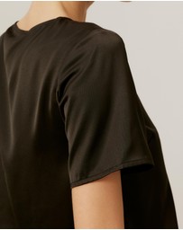 Tussah - SS Keyhole Top