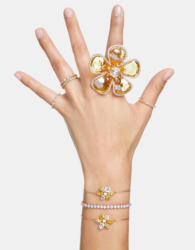 Swarovski - Matrix Tennis bracelet, Round cut, White, Gold-tone plated