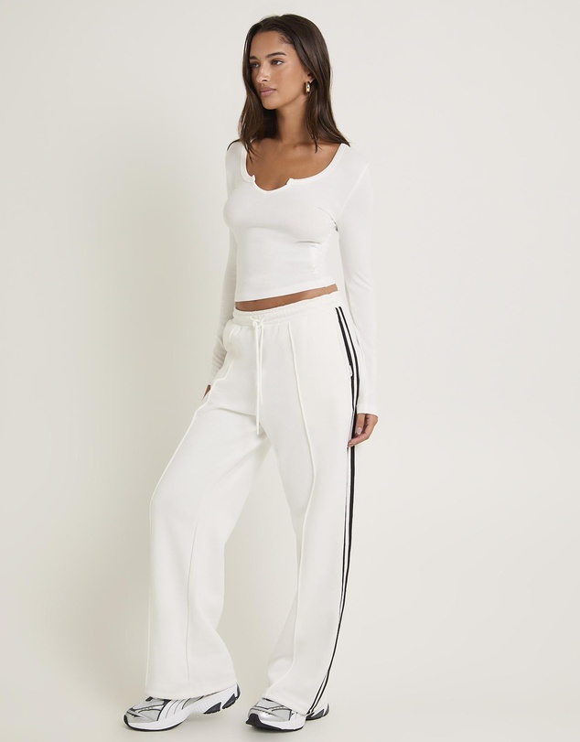 General Pants Co. Basics - Slinky Scoop Neck Long Sleeve