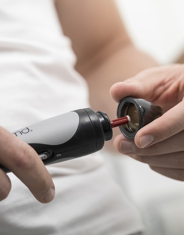 PMD Beauty - Personal Microderm Man