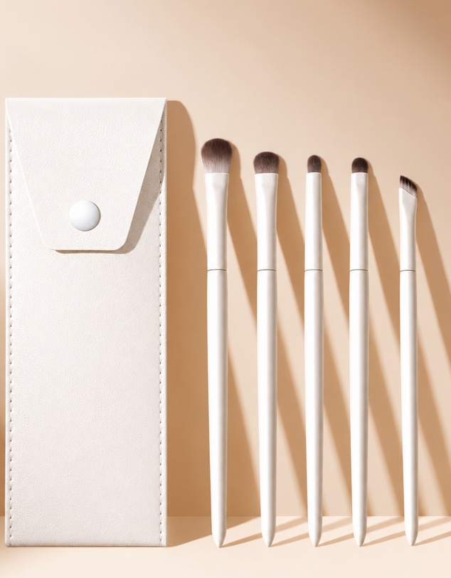 KAJA Clothing - Makeup Brush-White