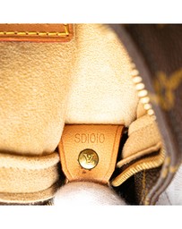Pre-Loved by Azura Reborn - Pre-Loved louis vuitton Leather Shoulder Bag with Classic Pattern and Top Handle for Women