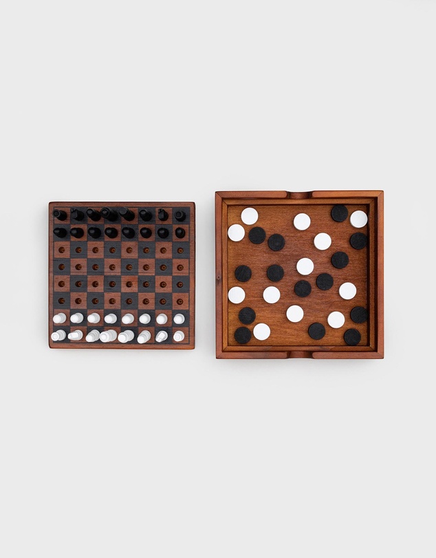 Luckies - Iron & Glory - Chess & Checkers