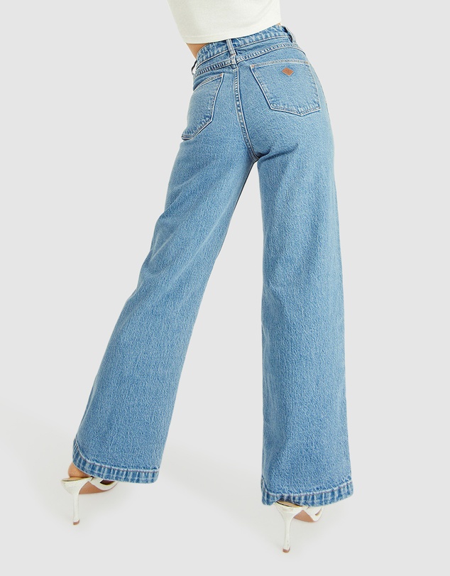 Abrand Petite - 94 High & Wide Petite