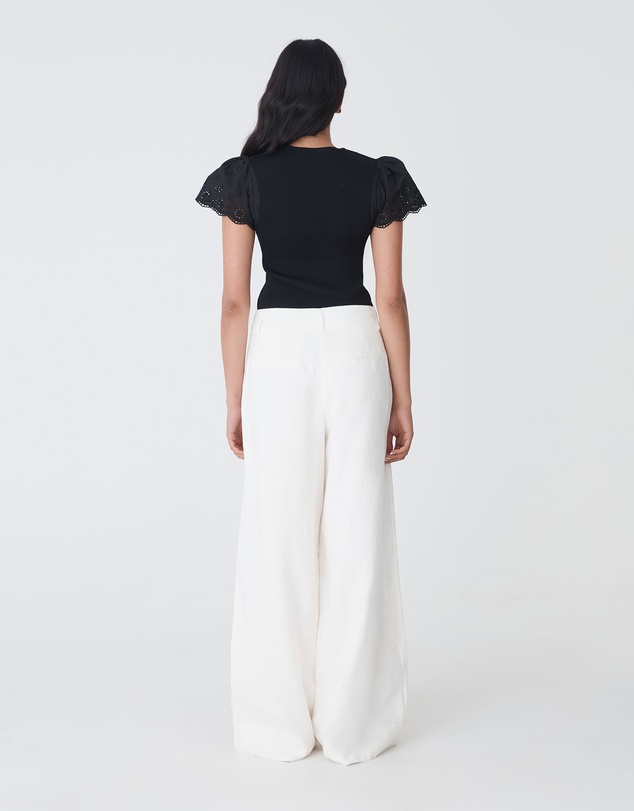 Forcast - Sasha Embroidery Knit Top