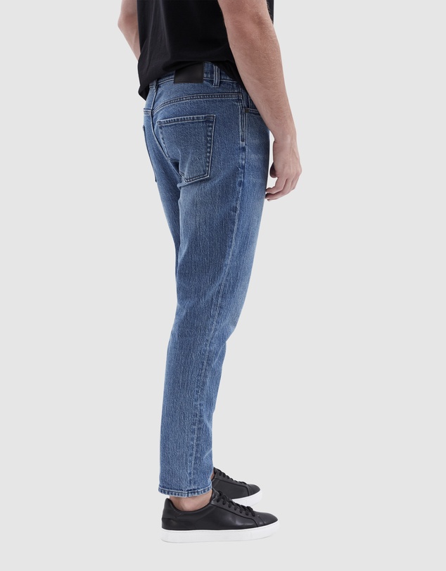 UNISON - Slim Tapered Jean