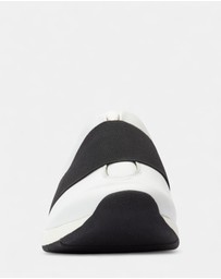 Vionic - Codie Casual Sneaker - White