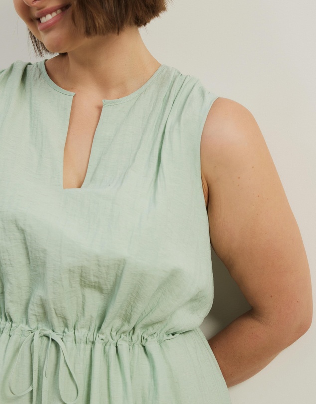 Atmos&Here Curvy - Verity Tiered V Neck Maxi Dress