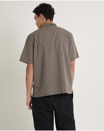Black Noise White Rain - Aura Resort Shirt