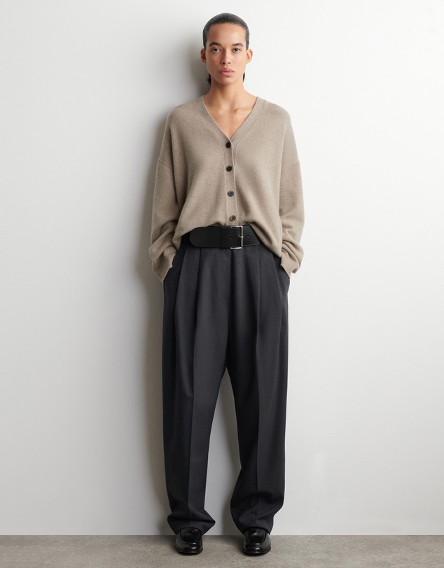 COS - Cashmere V-Neck Cardigan
