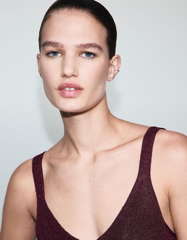 M.N.G - Lurex Knitted V-Neck Top