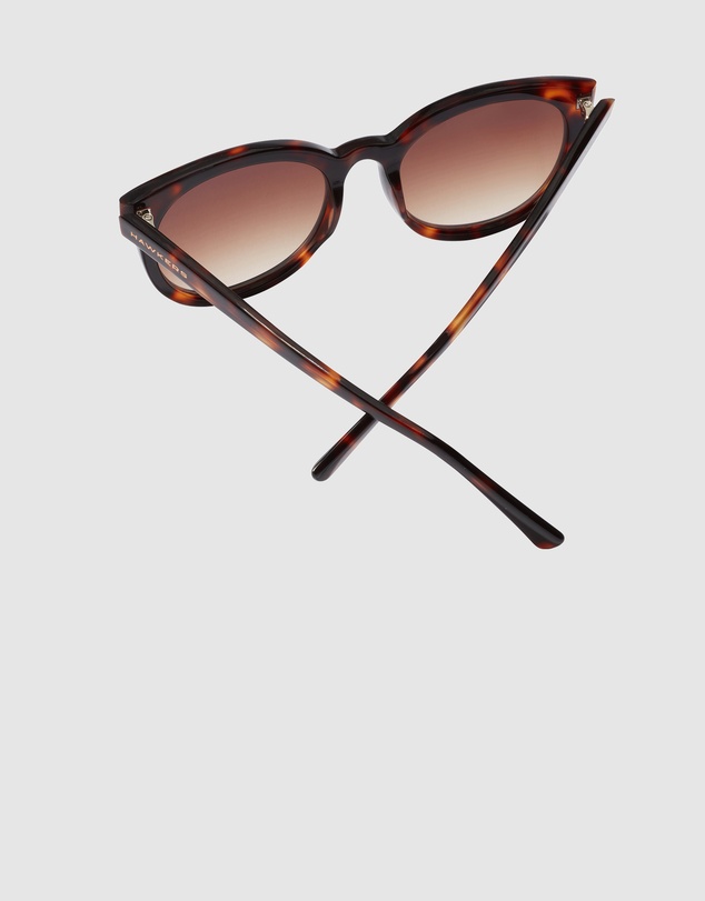 Hawkers Co - HAWKERS - Carey Brown RESORT Sunglasses for Men and Women UV400